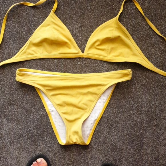 Nike Other - 💥4 for $20 Nike yellow Bikini set size 38 * <$13